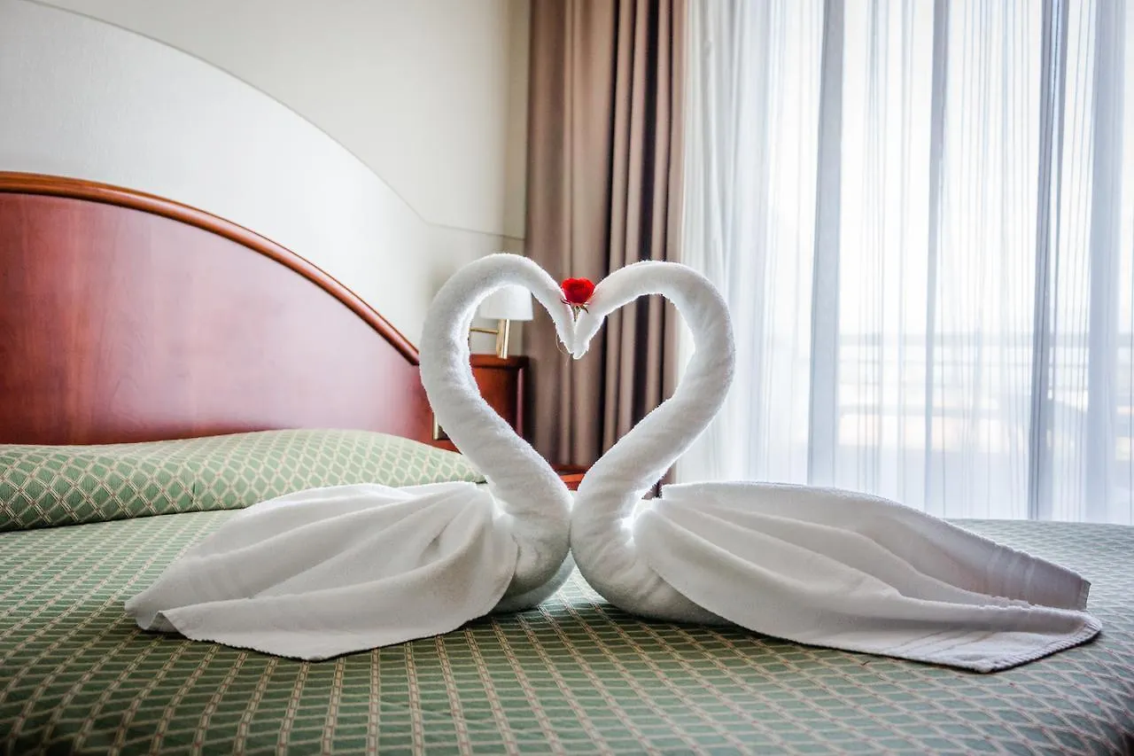 Hotel Porto Azzurro Sirmione 3*,