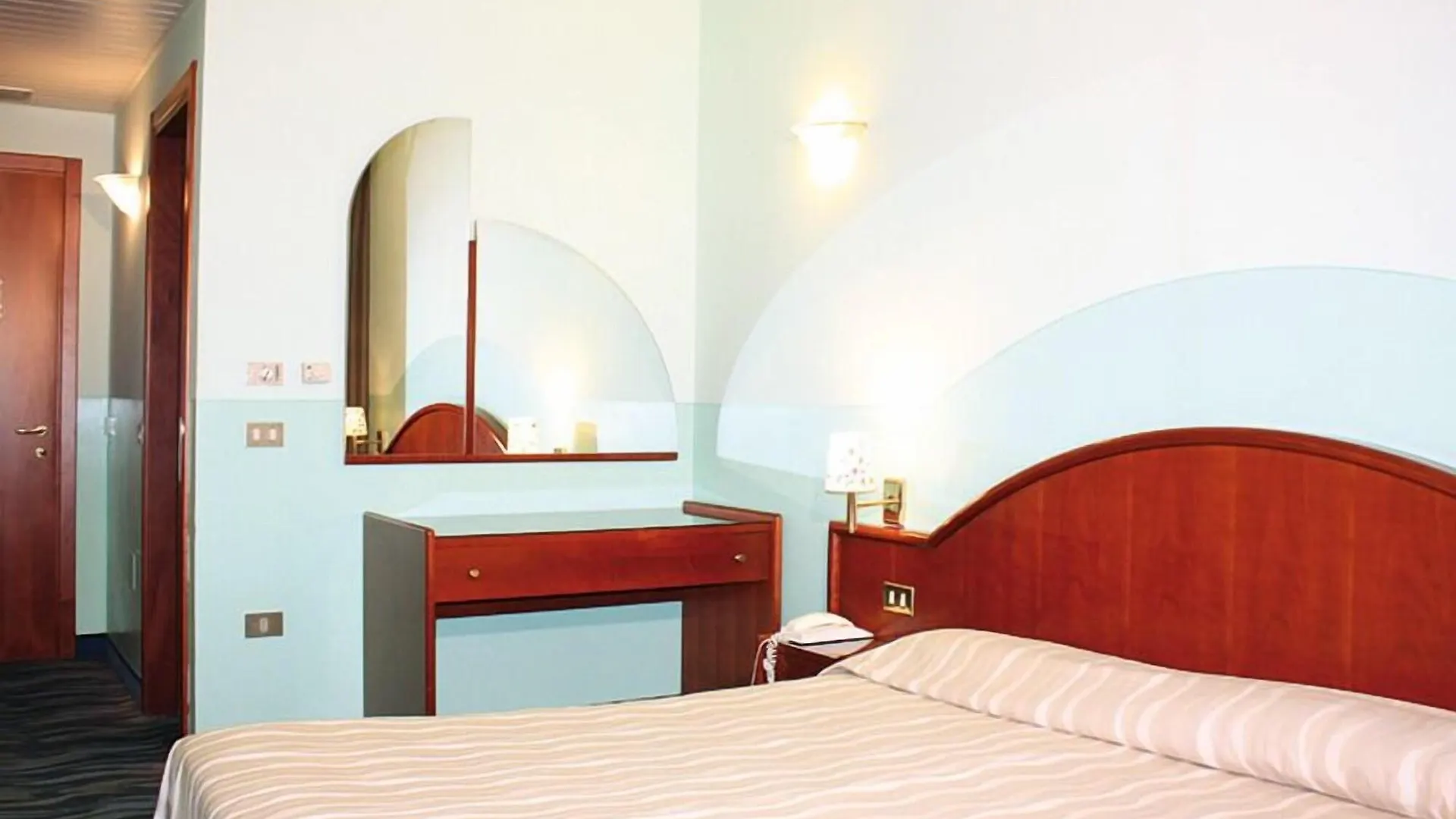 Hotel Porto Azzurro Sirmione