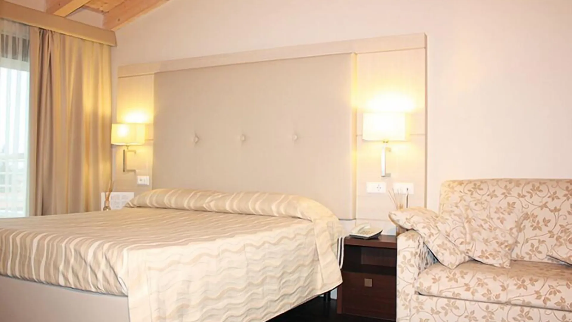 Hotel Porto Azzurro Sirmione