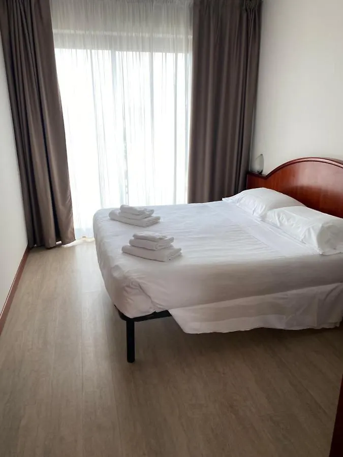 Hotel Porto Azzurro Sirmione 3*,