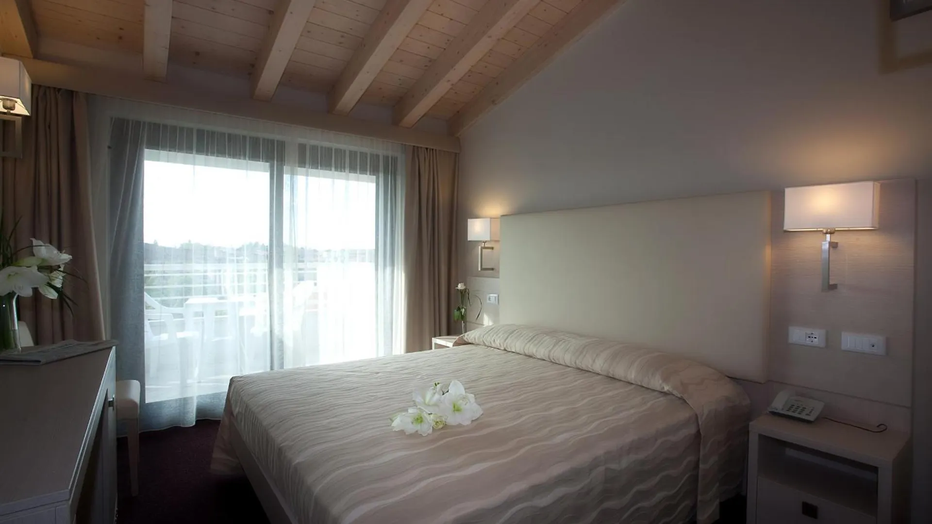Hotel Porto Azzurro Sirmione